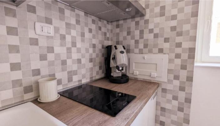 Chez Bois - Suite Apartment Capodimonte Napels Buitenkant foto