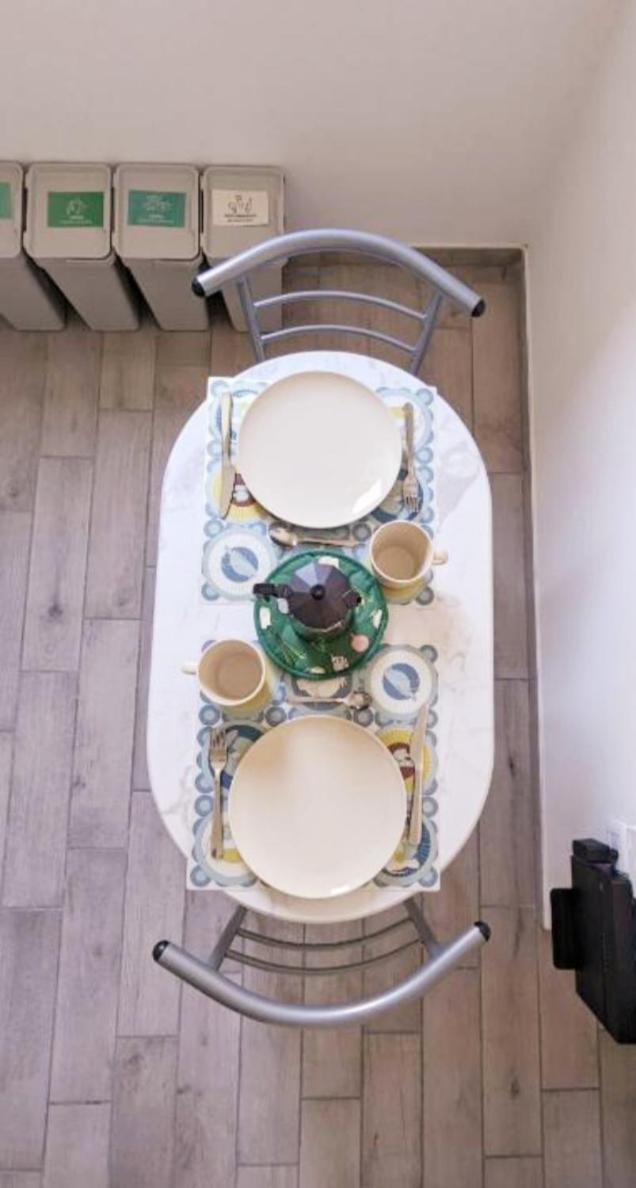 Chez Bois - Suite Apartment Capodimonte Napels Buitenkant foto