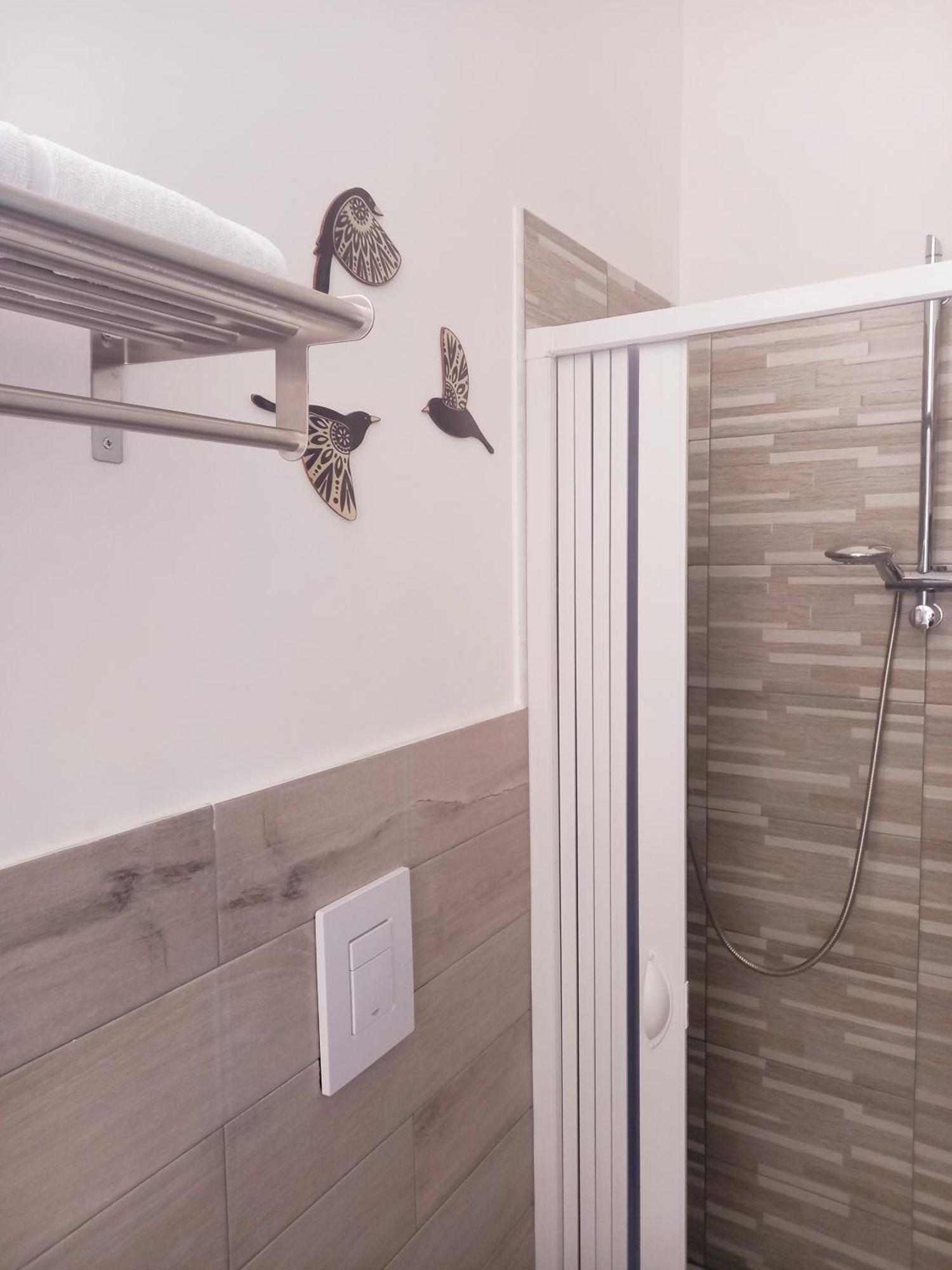 Chez Bois - Suite Apartment Capodimonte Napels Buitenkant foto
